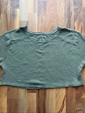 aerie Olive Green Waffle Knit Cropped Long-Sleeve Top Size S